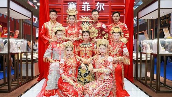 金秋驚喜不斷！十一期間喜迎賽菲爾近60新店同時開業(yè)！