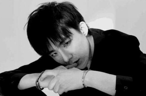 誰才是真正的抖音第一男神 摩登兄弟張欣堯互懟