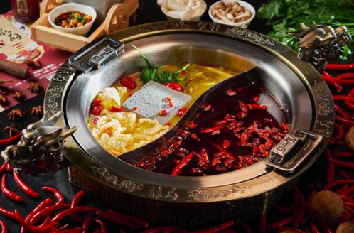 “小鮮肉”火力全開，辣府穩(wěn)坐C位