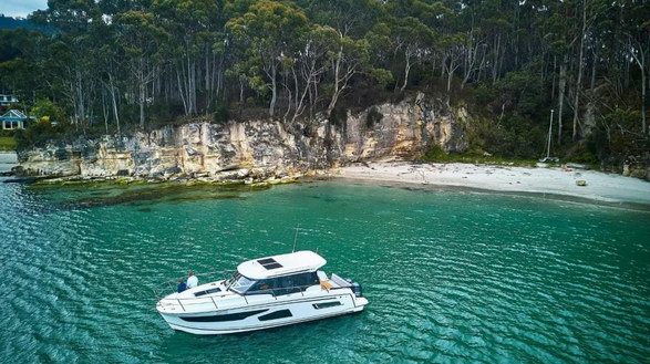 Jeanneau亞諾第六艘Merry Fisher 1095動(dòng)力艇成功交付