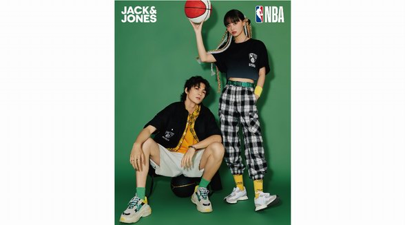JACK & JONES杰克瓊斯跨界聯(lián)名NBA 全新季度正式釋出，演繹復(fù)古街頭×潮流籃球文化